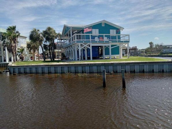 265 W 7th Ave, Horseshoe Beach, FL 32648