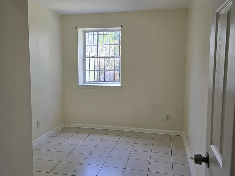 631 Hunterdon St #1 — Photo 11