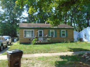 2915 Cabot Dr, Lansing, MI