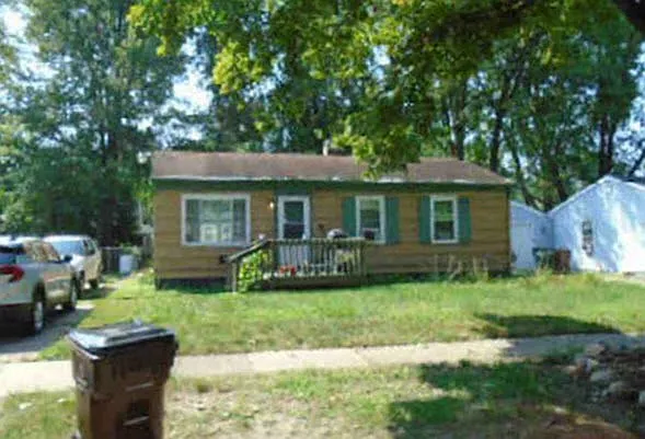 2915 Cabot Dr photo 1