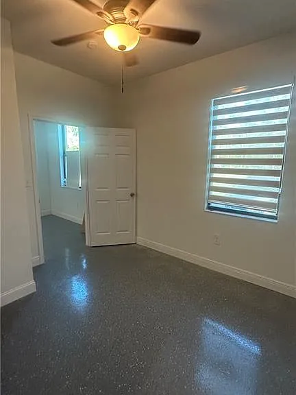 2167 Della Dr — Photo 20