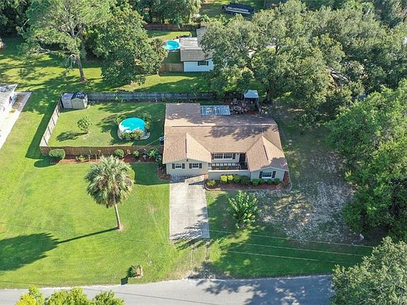 5th image of 275 N Country Club Dr