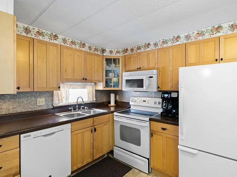 12651 Seminole Blvd #12C — Photo 16