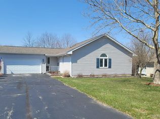 11700 Hawthorne Glen Dr, Grand Blanc, MI