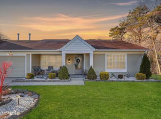 1027B Thornbury Ln, Manchester, NJ