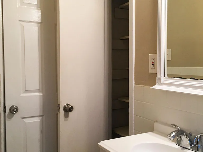 2129 Rachael St SE — Photo 5