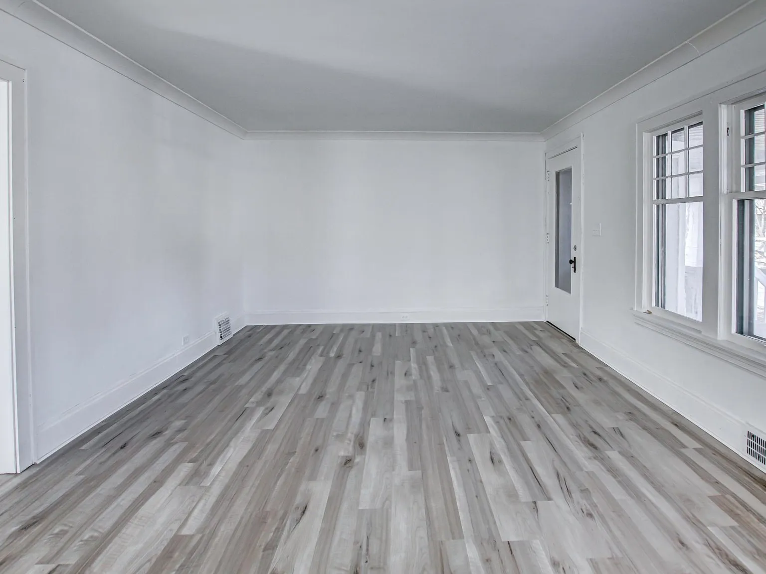 2 bed, 1150 sqft, $1,250 — Photo 4