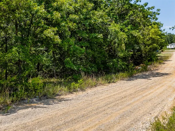 126 Lilac Ln, Mead, OK 73449