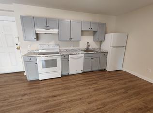 30 Gatehouse Rd APT 202, Amherst, MA 01002
