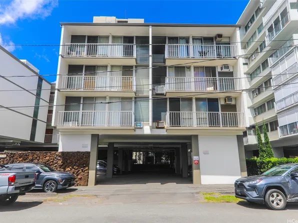 1520 Spreckels St APT 305, Honolulu, HI 96822