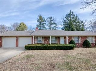 518 Yosemite St, Farmington, MO 63640