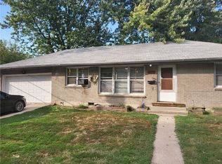 508 NW Little Ave, Lees Summit, MO 64063