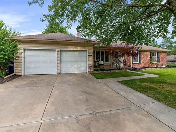 5th image of 9221 Westbrooke Dr