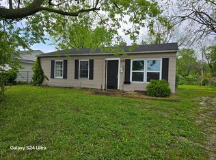 607 Saint Monica Dr, Cahokia, IL 62206