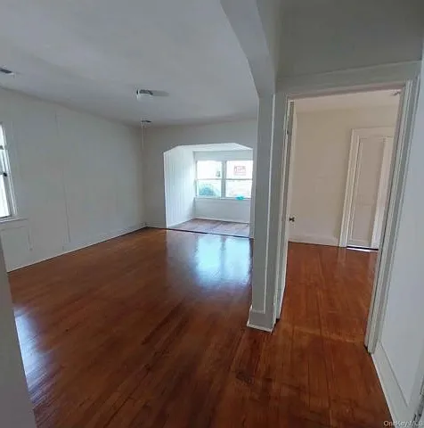 628 Hill St — Photo 4
