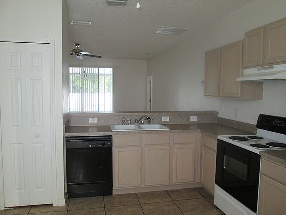 4th image of 3507 Mount Carmel Ln