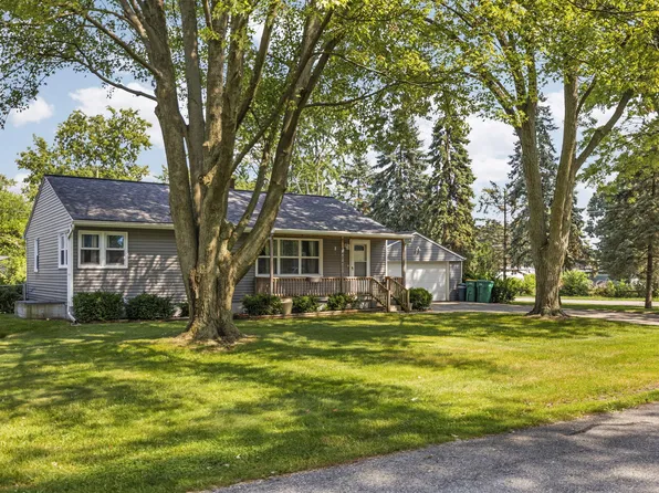 616 N Mohawk Ave, Ypsilanti, MI 48198