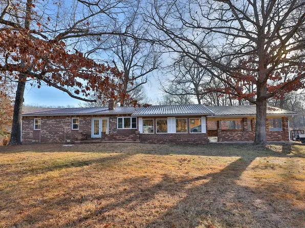 709 County Rd 393, Thayer, MO 65791