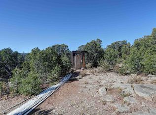 73 Velasquez Rd, Glorieta, NM 87535