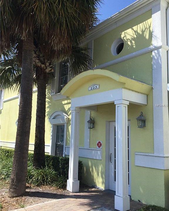 1st image of 223 Pompano Dr SE APT C