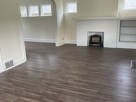 2nd image of 4368 W 227th St