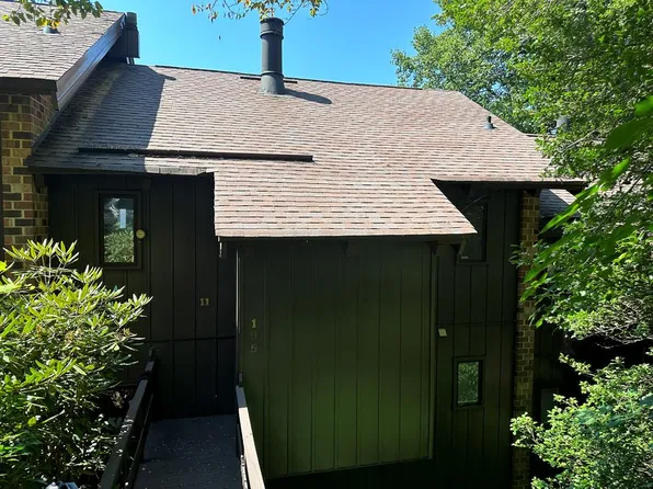 195 Buck Hollar Rd, Hillsville, VA 24343