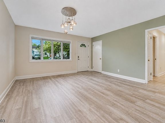 3rd image of 53 Harry Rd