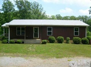 547 Barnsville Rd, Summertown, TN 38483