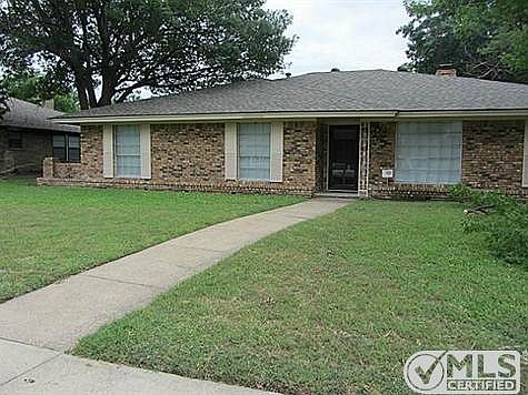 1st image of 2504 Teakwood Ln