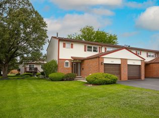 16424 Oxford Dr, Tinley Park, IL 60477