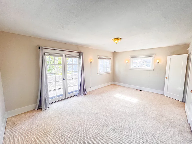 1509 Forest View Ave — Photo 17