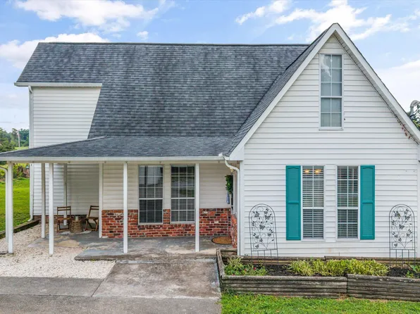 3318 Wildwood Rd, Maryville, TN 37804