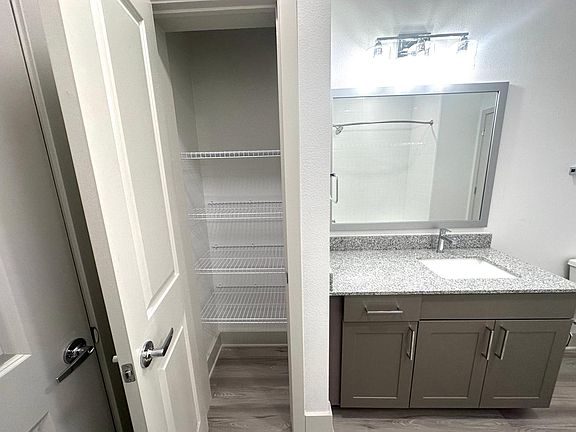 5th image of 26585 E University Dr #2231