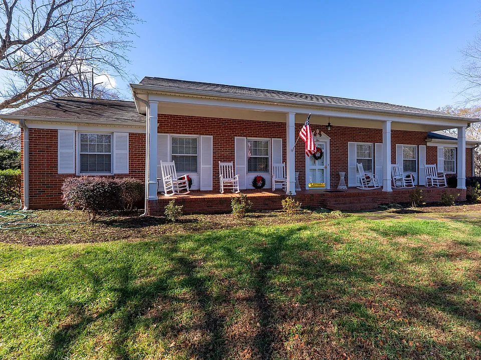 5 Coleman Park Cir