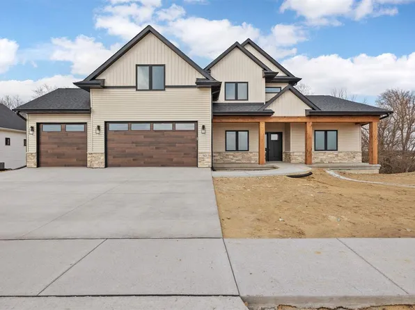 512 Whitetail Ln, Tiffin, IA 52340