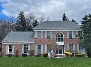 753 Castlewood Dr, Dresher, PA 19025