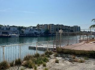 8001 Crespi Blvd APT 2D, Miami Beach, FL 33141