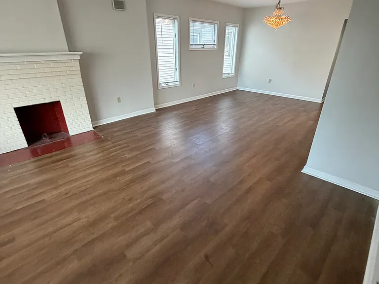 170 Butler Ave #UPPER — Photo 8