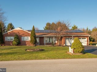 175 W Hillcrest Ave, Strasburg, PA 17579