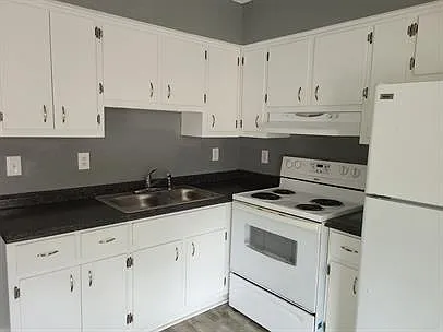 812 W 27th St — Photo 9