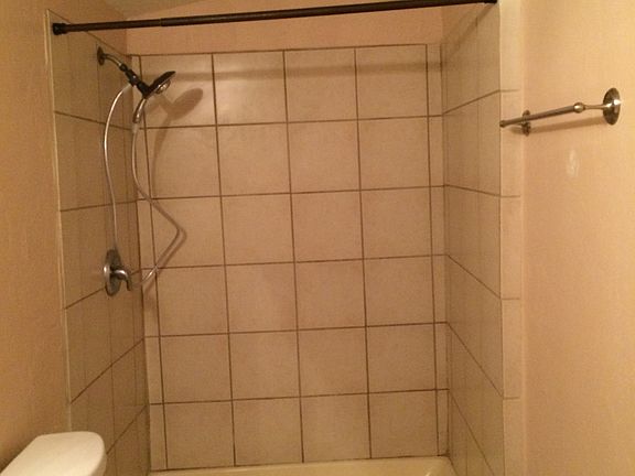 5th image of 12465 W Swanson St