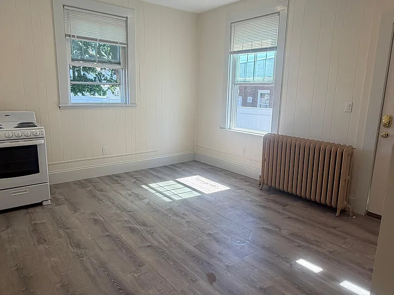 49 Elm Ave #2 — Photo 1