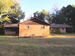 18570 Tiger Switch Rd, Catoosa, OK 74015