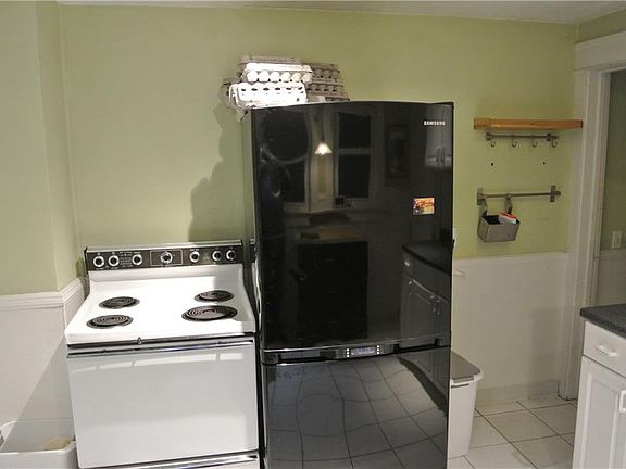 2nd image of 1022-24 W 30th St