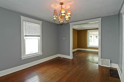 4th image of 354 Lincoln Ave