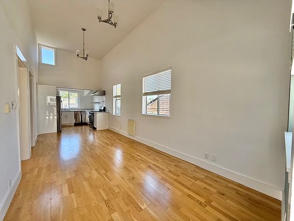 3rd image of 120 Connecticut St #B