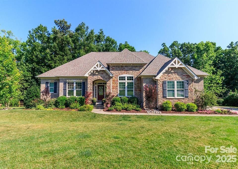 1st image of 4012 Crismark Dr