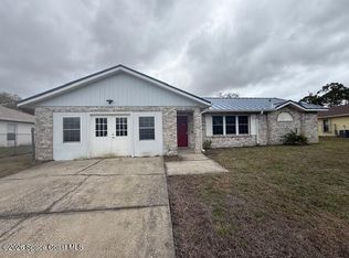 373 Hammock Rd SE, Palm Bay, FL 32909