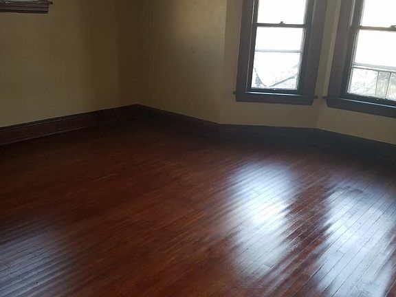 2nd image of 3782 W 37th St