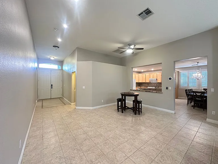 10697 Bonnyhill St — Photo 5
